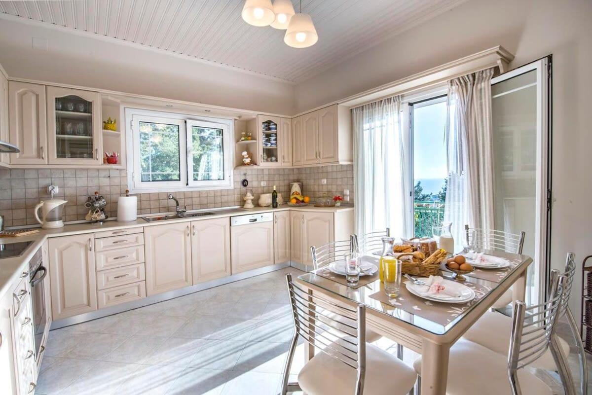 Paxoi Serene Oasis - Mylos Mediterranean Charm Arvanitakeika Zewnętrze zdjęcie