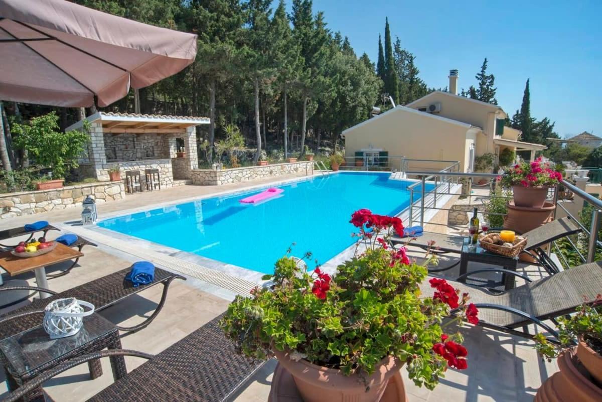 Paxoi Serene Oasis - Mylos Mediterranean Charm Arvanitakeika Zewnętrze zdjęcie